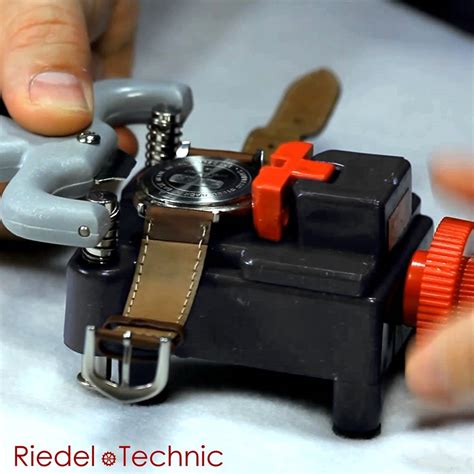 apricasse orologi a pressione